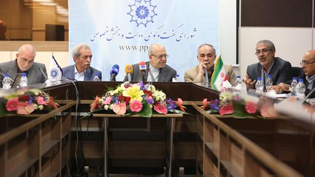 اولویتهای کاری شورای گفتوگوی دولت و بخش خصوصی در سال 96 مشخص شد در نخستین نشست سال و با حضور وزیر صنعت، معدن و تجارت