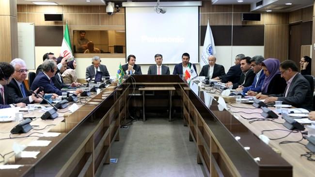 برزیل از کالای باکیفیت ایرانی استقبال میکند معاون وزیر کشاورزی، دامپروری و غذای برزیل در جمع فعالان بخش خصوصی؛